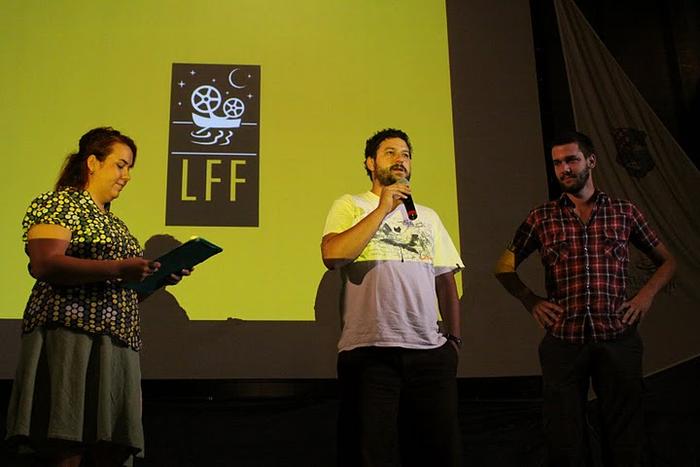 Voditeljica 8. LFF-a Ana Šegrt, Zoran Krema i Igor Bezinović na otvaranju 8. Liburnia film festivala